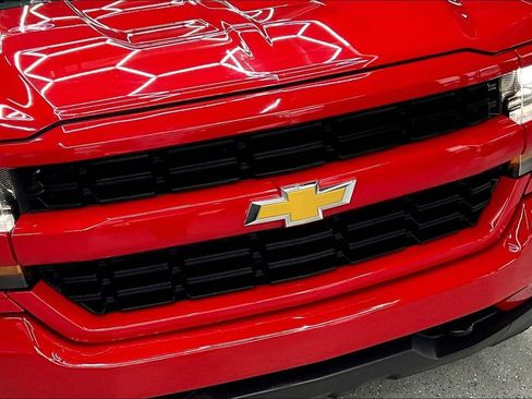 Used 2017 Chevrolet Silverado 1500 Custom w/ Custom Convenience Package image 29