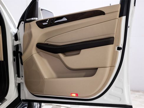 Used 2019 Mercedes-Benz GLS 450 4MATIC w/ Premium 1 Package image 50