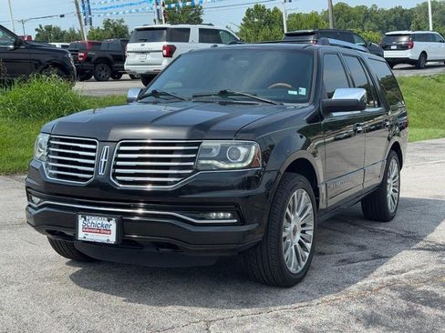 Used 2015 Lincoln Navigator 4WD image 8
