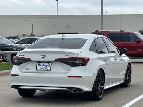 Certified 2025 Honda Civic Sport image 4