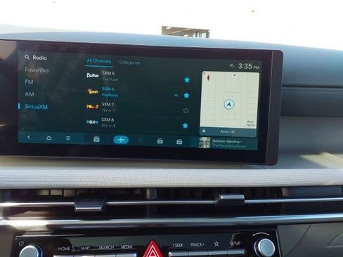 Certified 2025 Hyundai Tucson Limited image 33