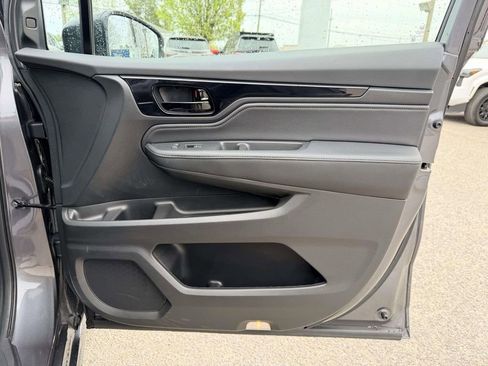 Used 2022 Honda Odyssey Touring image 12