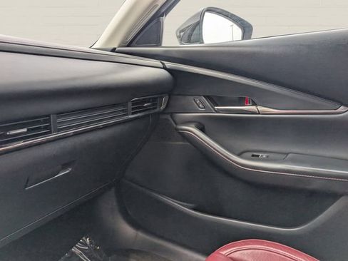 Used 2024 MAZDA CX-30 AWD 2.5 S w/ Preferred Package image 18