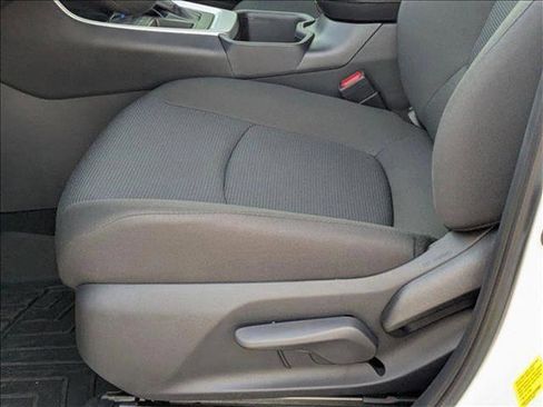 Used 2025 Toyota RAV4 LE image 4