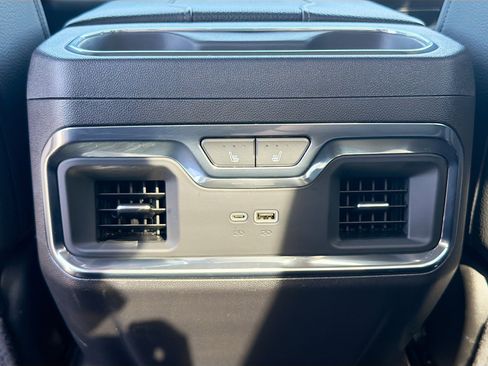 Used 2024 GMC Sierra 1500 Denali w/ Denali Reserve Package AWD/4WD image 19