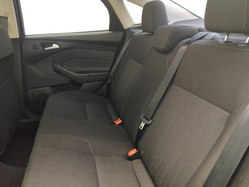 Used 2017 Ford Focus SEL FWD image 18