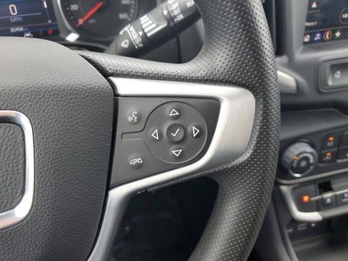 Used 2022 GMC Terrain SLE w/ Elevation Edition image 21