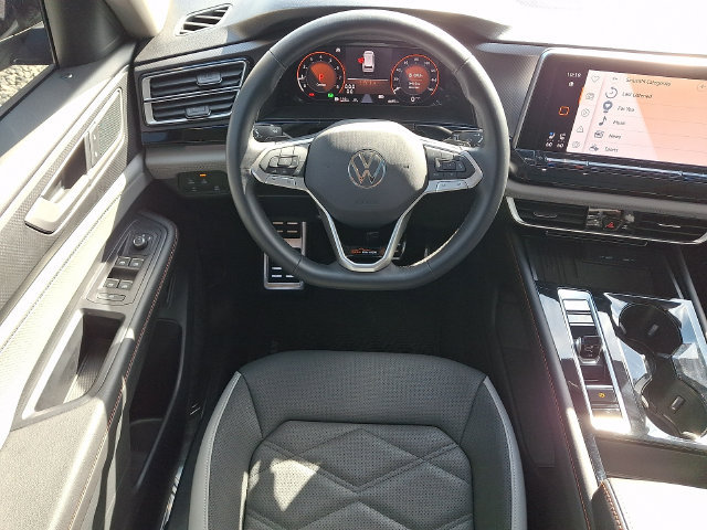Used 2026 Volkswagen Atlas Peak Edition AWD/4WD image 3