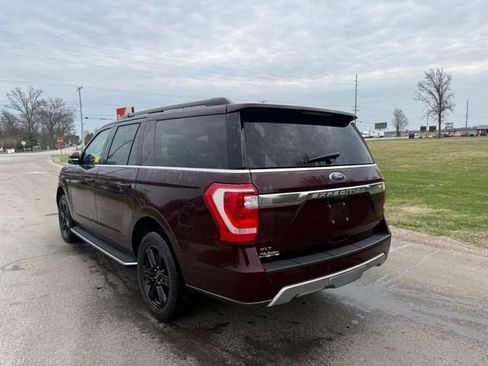 Used 2021 Ford Expedition Max XLT image 2