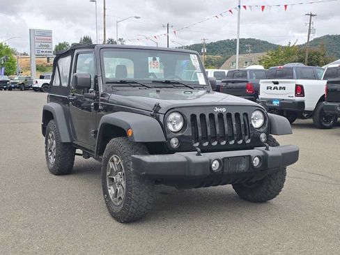 Used 2015 Jeep Wrangler Sport AWD/4WD image 4