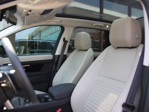 Certified 2024 Land Rover Discovery Sport S image 5