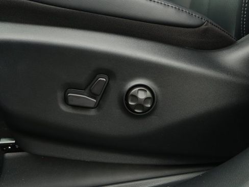 New 2026 Chrysler Pacifica Select image 24