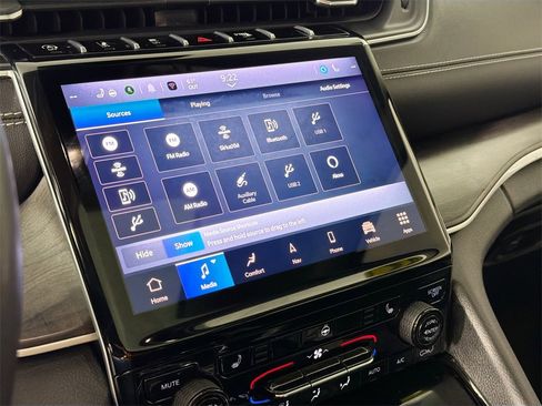 Used 2021 Jeep Grand Cherokee L Limited w/ Trailer Tow Prep Group image 14