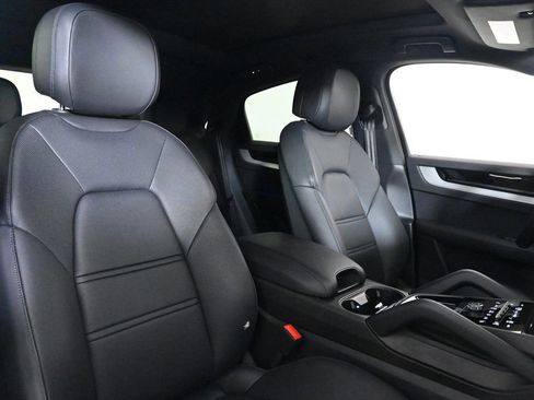 Certified 2024 Porsche Cayenne S image 19