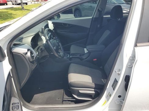 Used 2018 Hyundai Kona SEL FWD image 13