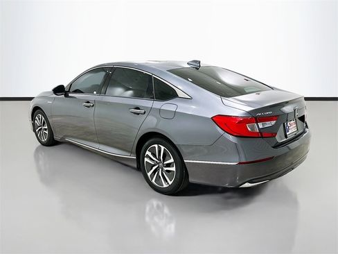 Used 2020 Honda Accord Touring image 5