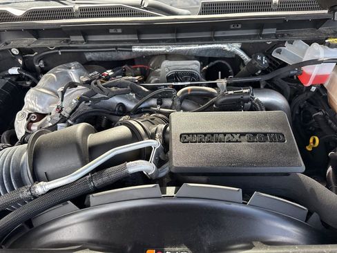 Used 2024 GMC Sierra 3500 Denali image 39