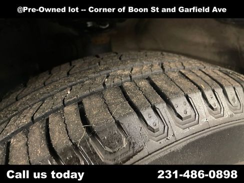 Used 2021 Subaru Outback Premium AWD/4WD image 12