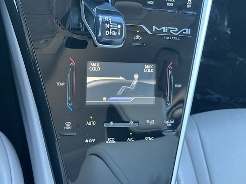 Used 2019 Toyota Mirai image 19