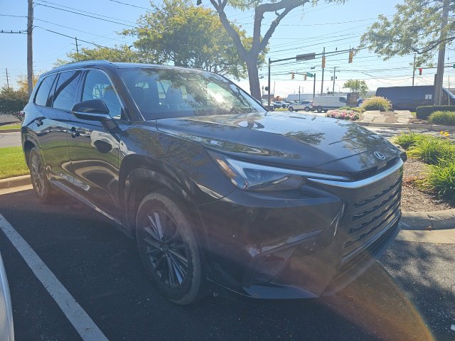 Used 2025 Lexus TX 350 AWD w/ Convenience Package image 2