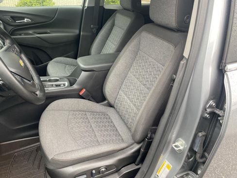 Used 2023 Chevrolet Equinox LT AWD/4WD image 17