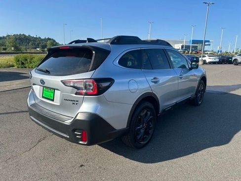 Used 2022 Subaru Outback Onyx Edition XT AWD/4WD image 8