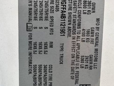 Used 2011 Chevrolet Express 2500 image 11