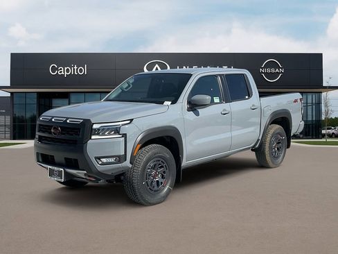 New 2025 Nissan Frontier PRO-4X w/ Black Accent Package image 1