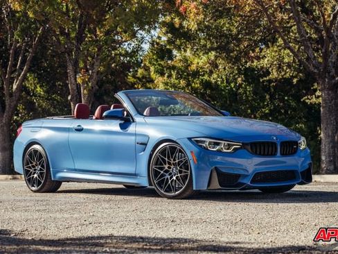 Used 2018 BMW M4 Convertible w/ Competition Package image 42
