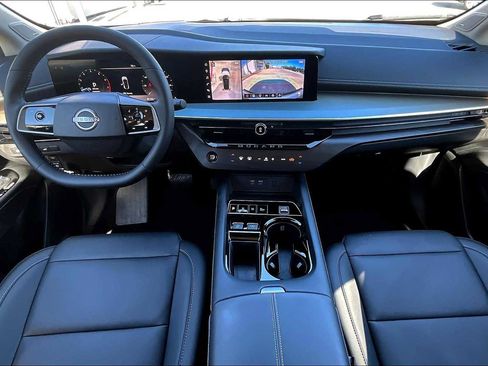 Certified 2025 Nissan Murano SL AWD/4WD image 14