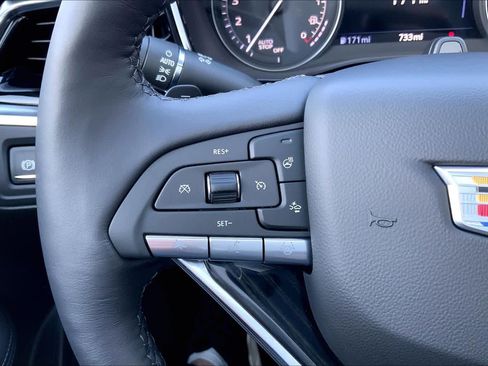 Used 2025 Cadillac XT6 Premium Luxury w/ Technology Package image 22