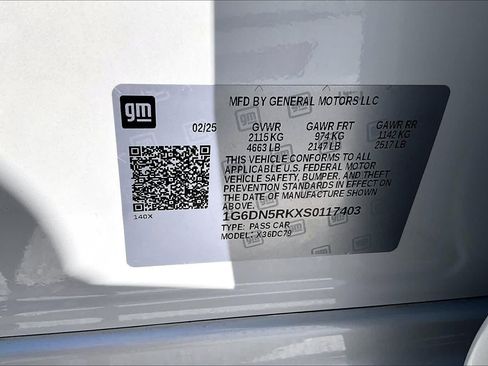 Used 2025 Cadillac CT5 Premium Luxury RWD image 33