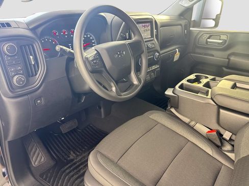 New 2026 Chevrolet Silverado 2500 Custom w/ Custom Value Package AWD/4WD image 10