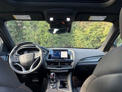 Used 2024 Cadillac CT5 V w/ Super Cruise 2 Package image 33