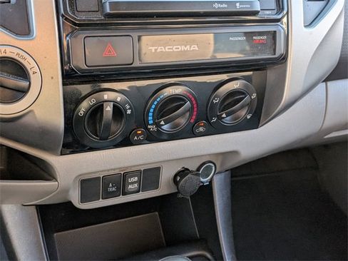 Used 2015 Toyota Tacoma TRD Pro image 20