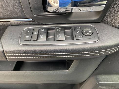 Used 2017 RAM 1500 Sport image 12