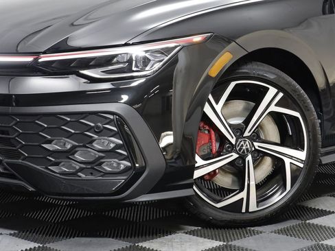 New 2026 Volkswagen GTI SE FWD image 4