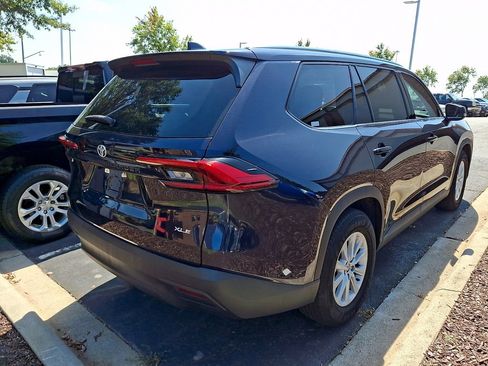 Used 2024 Toyota Grand Highlander FWD image 7