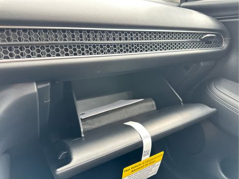 New 2026 Honda HR-V EX-L image 38