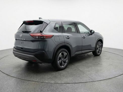 Used 2025 Nissan Rogue SV image 9
