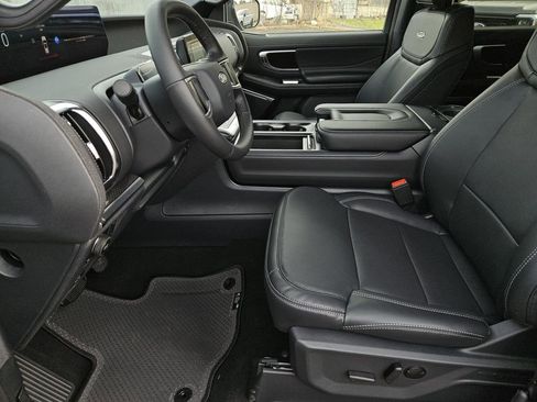 New 2026 Ford Expedition Platinum w/ Stealth Appearance Package AWD/4WD image 23