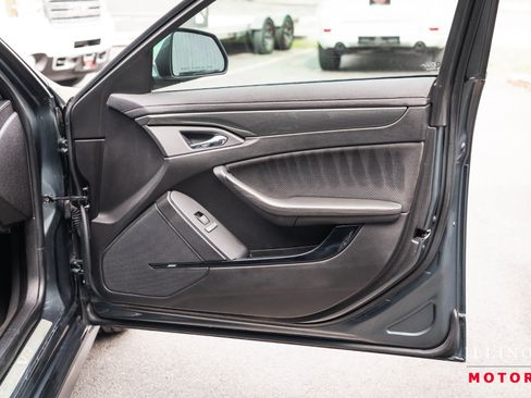 Used 2011 Cadillac CTS V RWD image 27