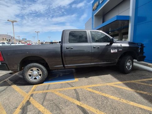 Used 2016 RAM 2500 Tradesman w/ Chrome Appearance Group AWD/4WD image 2