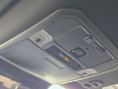 Used 2025 Toyota Tacoma SR image 26