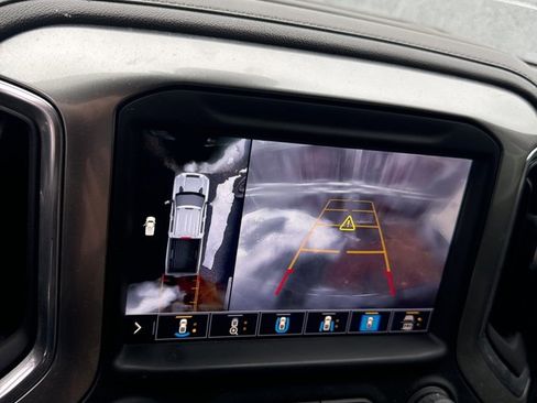 Used 2020 Chevrolet Silverado 2500 LTZ w/ LTZ Premium Package image 21