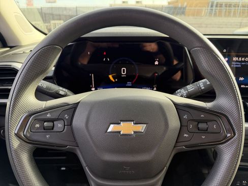 Used 2025 Chevrolet TrailBlazer LT image 25