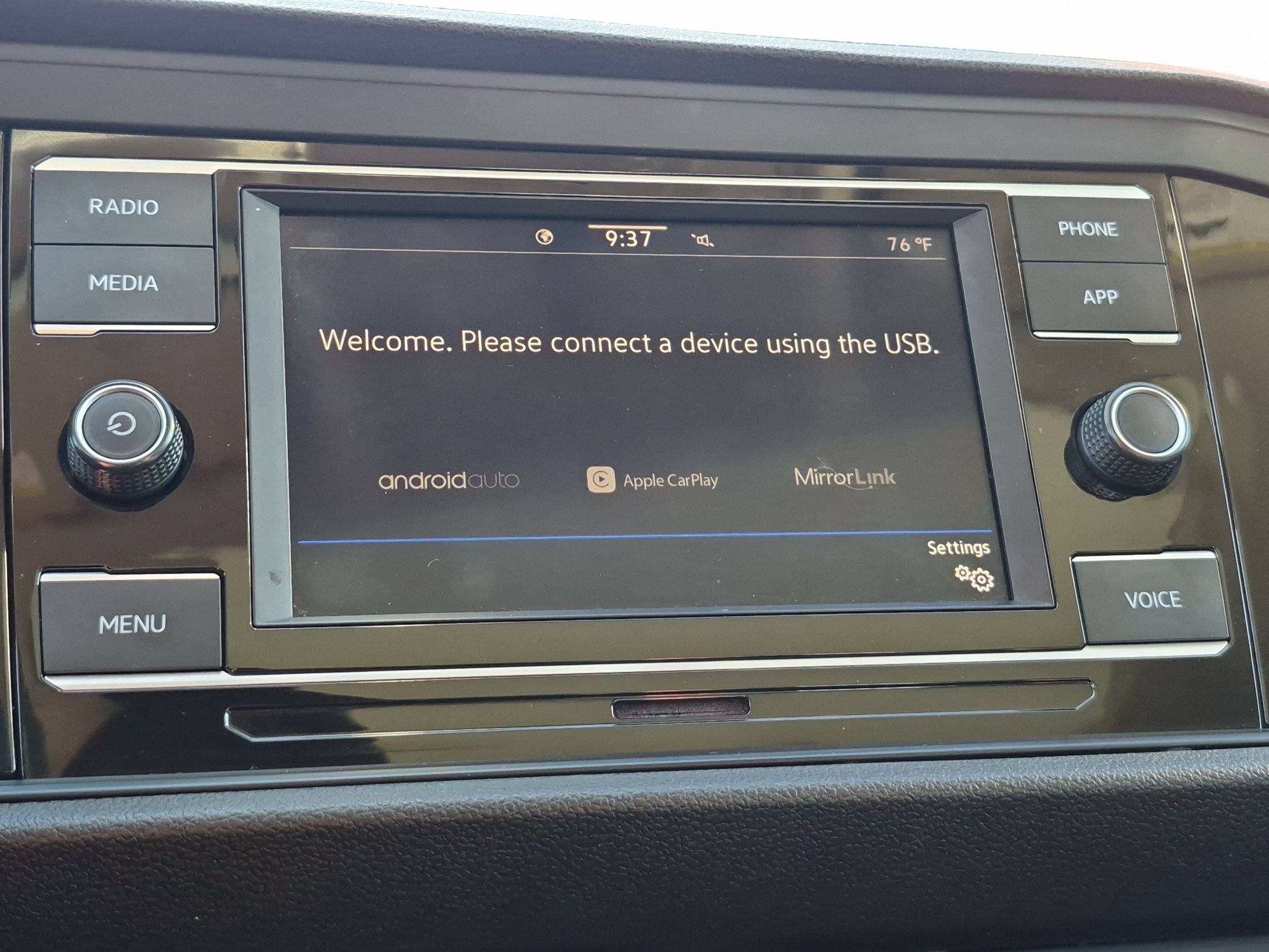 Used 2022 Volkswagen Jetta SE FWD image 21