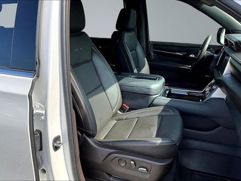 Used 2023 GMC Yukon Denali w/ Max Trailering Package AWD/4WD image 31