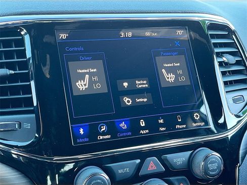 Certified 2020 Jeep Grand Cherokee Laredo w/ Laredo X Package image 20