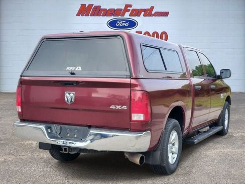 Used 2017 RAM 1500 ST w/ SXT Appearance Group AWD/4WD image 3